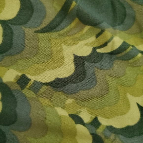 Set of 4 LuLaroe Leggings Tall and Curvy size - Picture 6 of 7